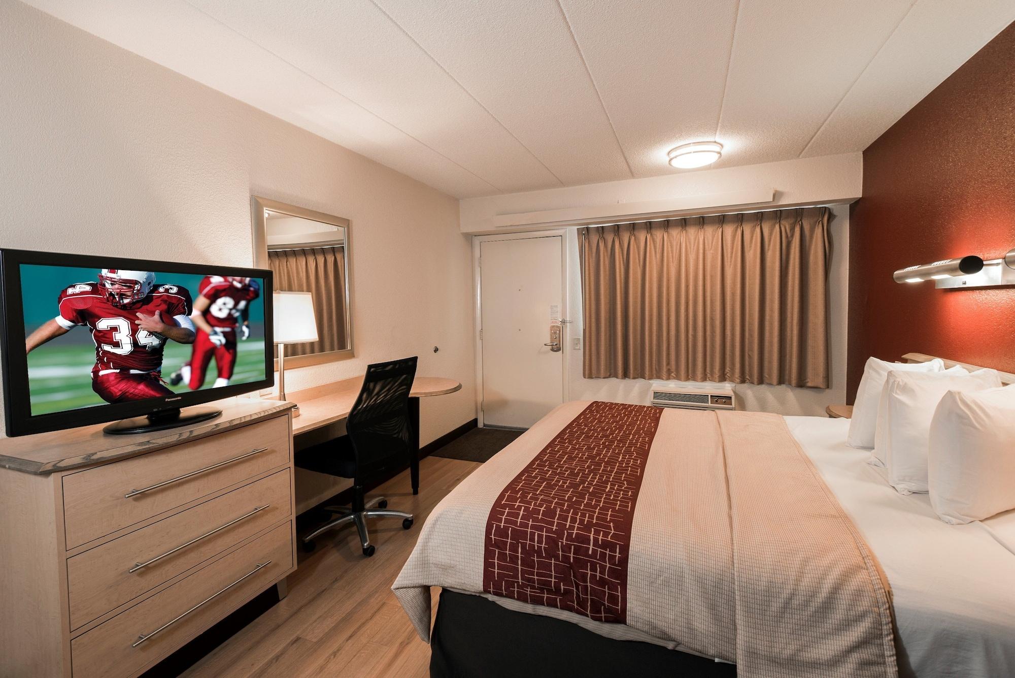 Red Roof Inn Detroit - Warren Eksteriør billede
