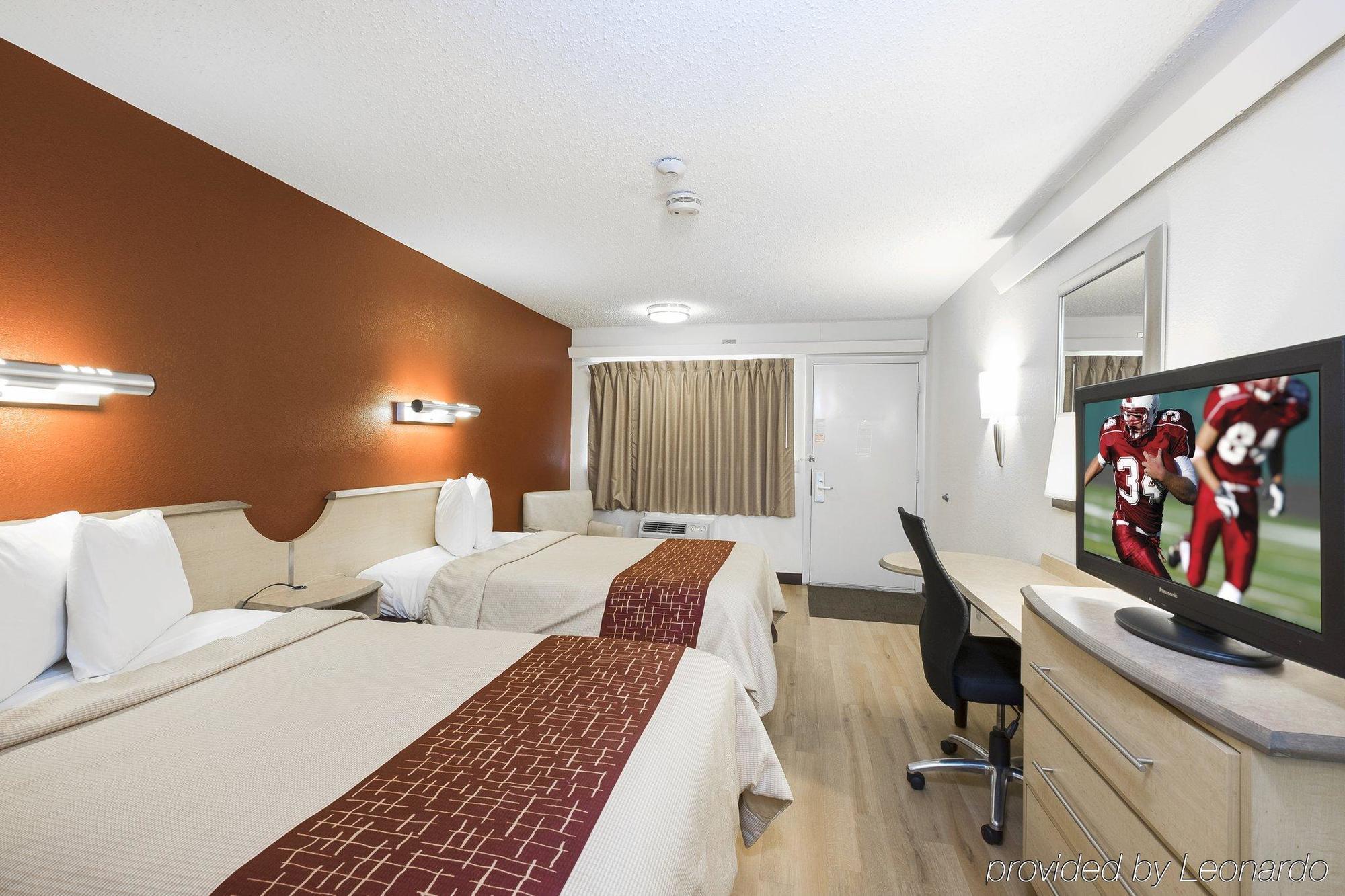 Red Roof Inn Detroit - Warren Eksteriør billede